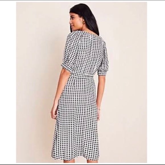ANN TAYLOR NWT Gingham Belted Shirtdress 8P - Picture 2 of 9